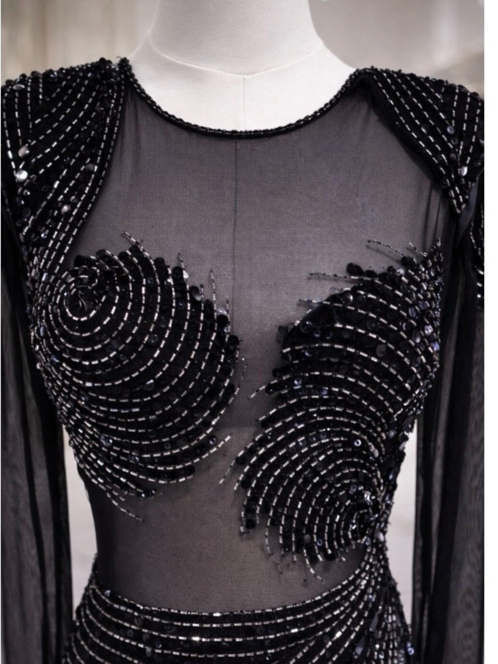 Vintage Casadei black evening Dress made in Italy Sequin Beaded size Euro 6 - Picture 6 of 9